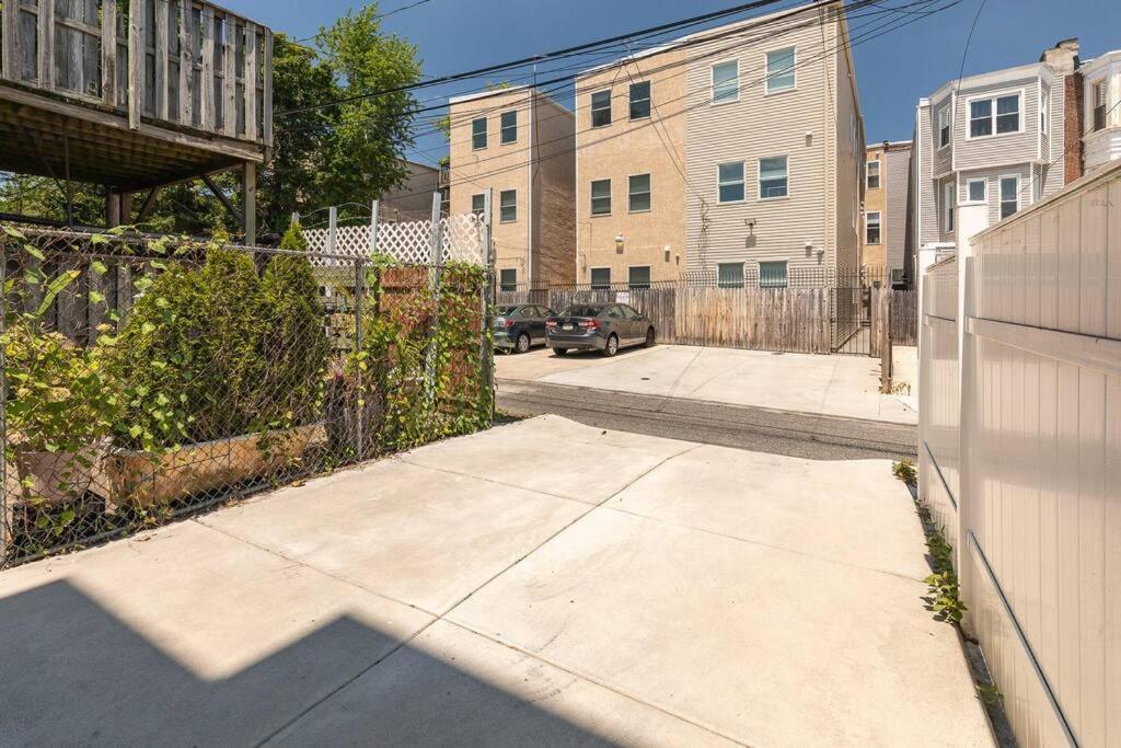 フィラデルフィアTrendy Fairmount Gem-5 Star Location, Roof Deck, Parking, Gr8 For Familiesアパートメント エクステリア 写真