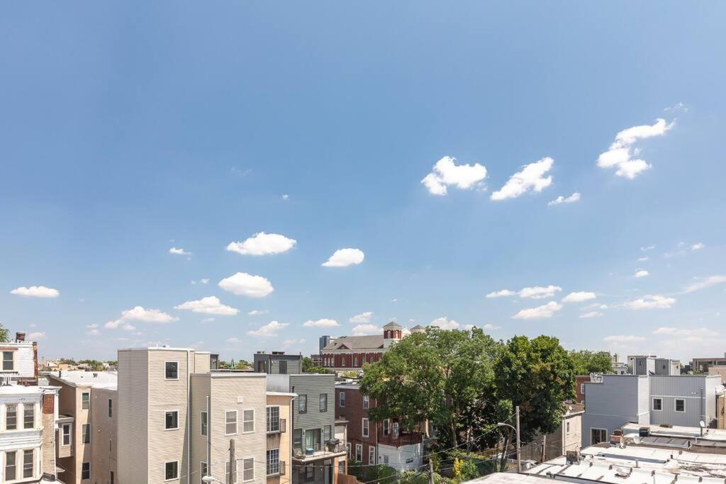 フィラデルフィアTrendy Fairmount Gem-5 Star Location, Roof Deck, Parking, Gr8 For Familiesアパートメント エクステリア 写真